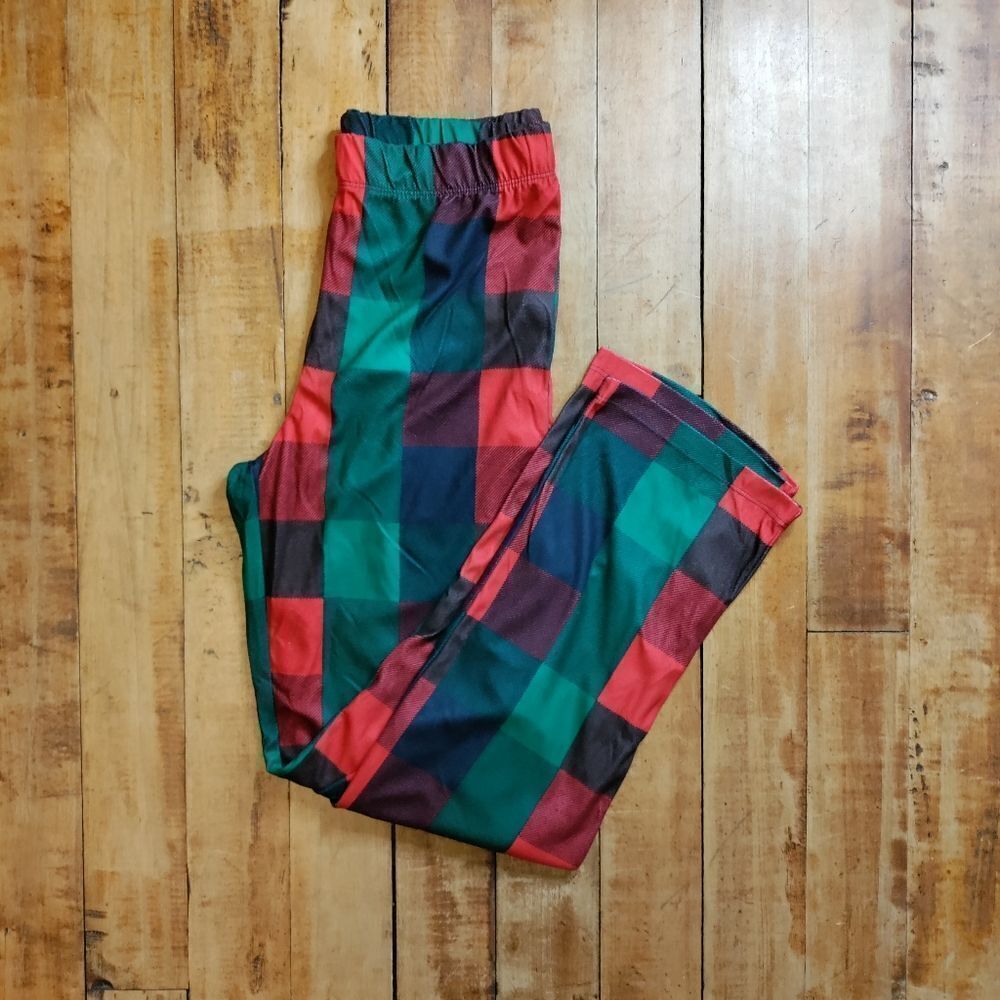 Old Navy pajama set size 14 to 16 Christmas pajamas Santa surfing plaid Holiday - Picture 4 of 6